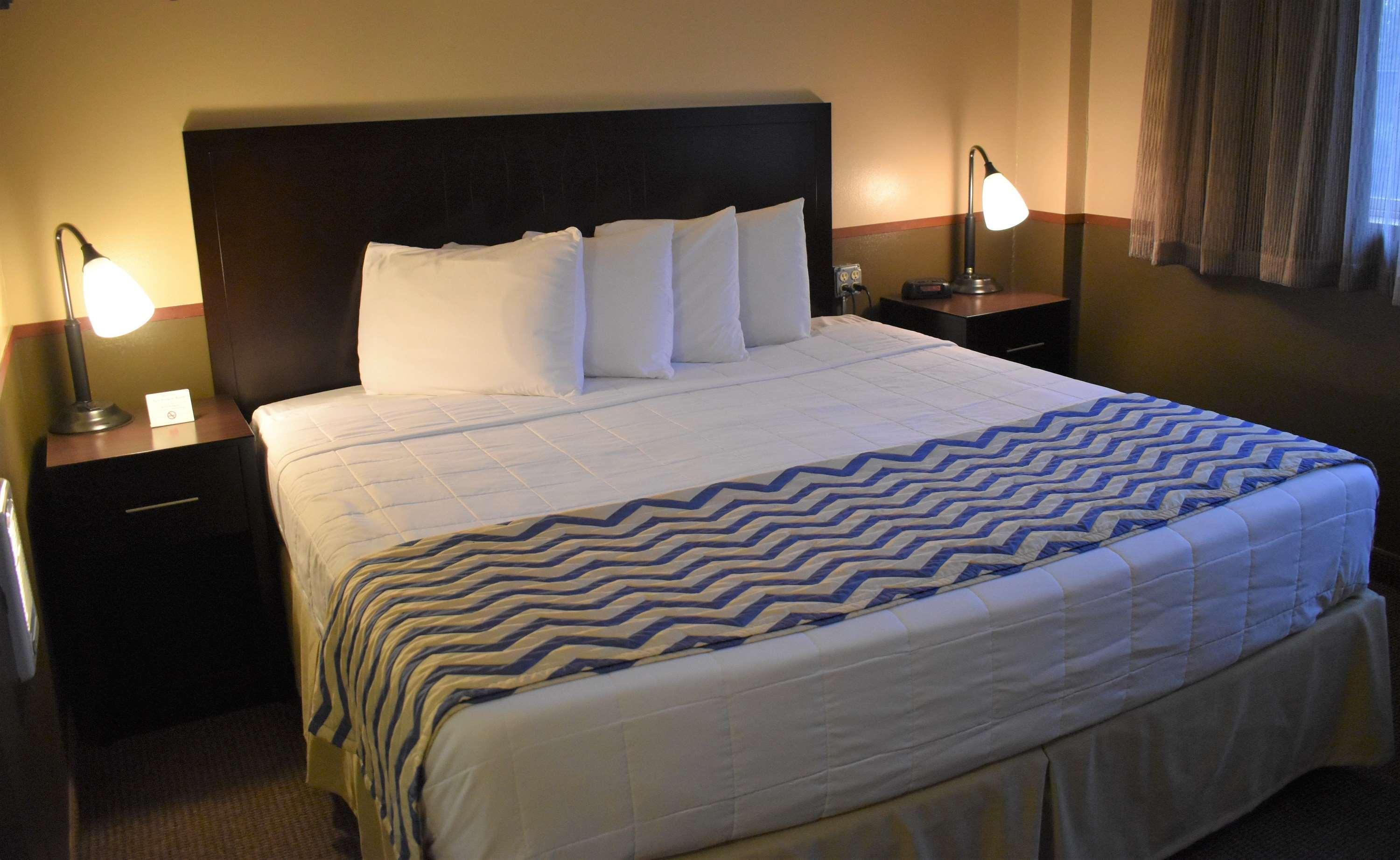 Surestay Hotel By Best Western Portland City Center Стая снимка
